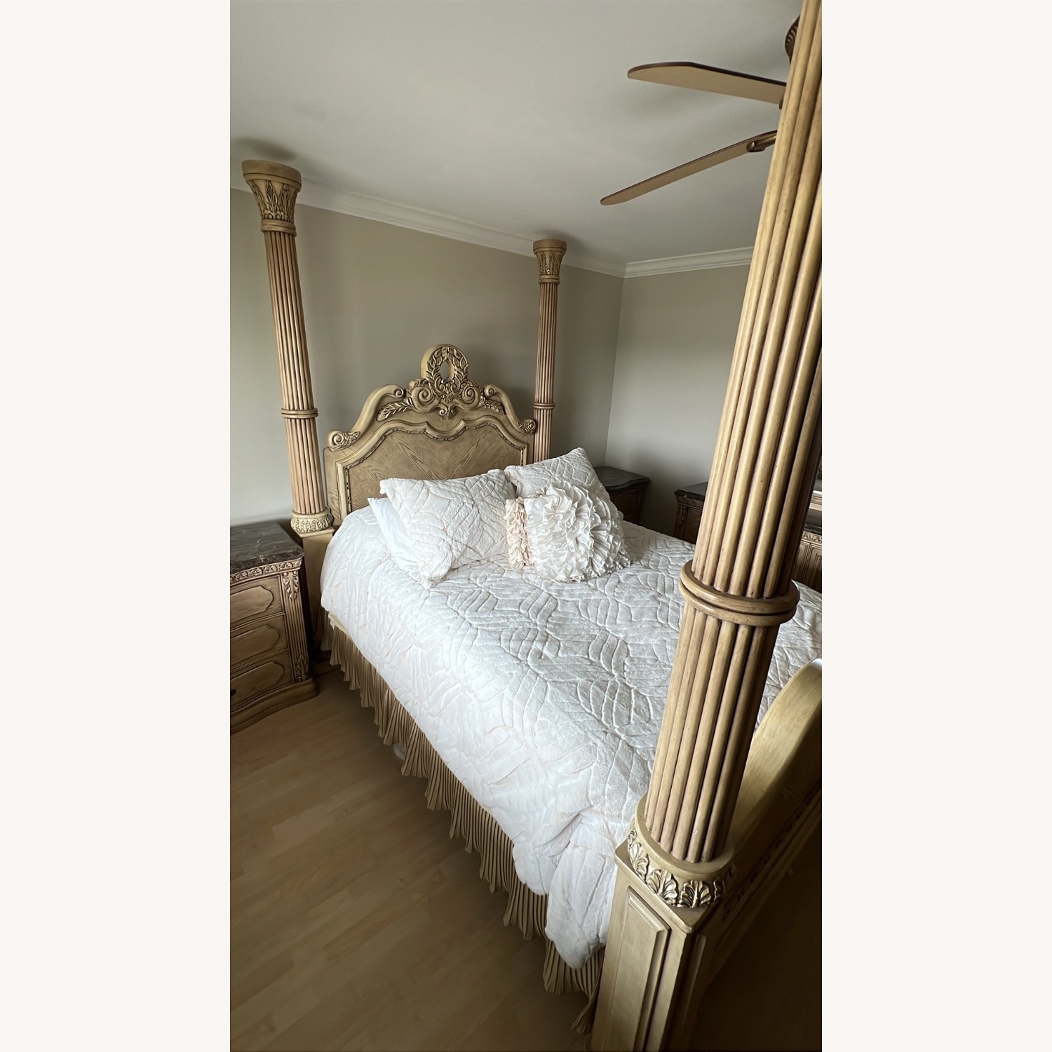 Michael Amini Furniture Designs Queen Bed - image-1