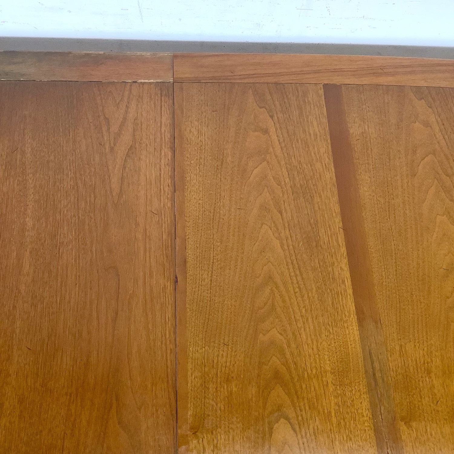  Vintage Tomlinson Sophisticate Dining Table - image-23