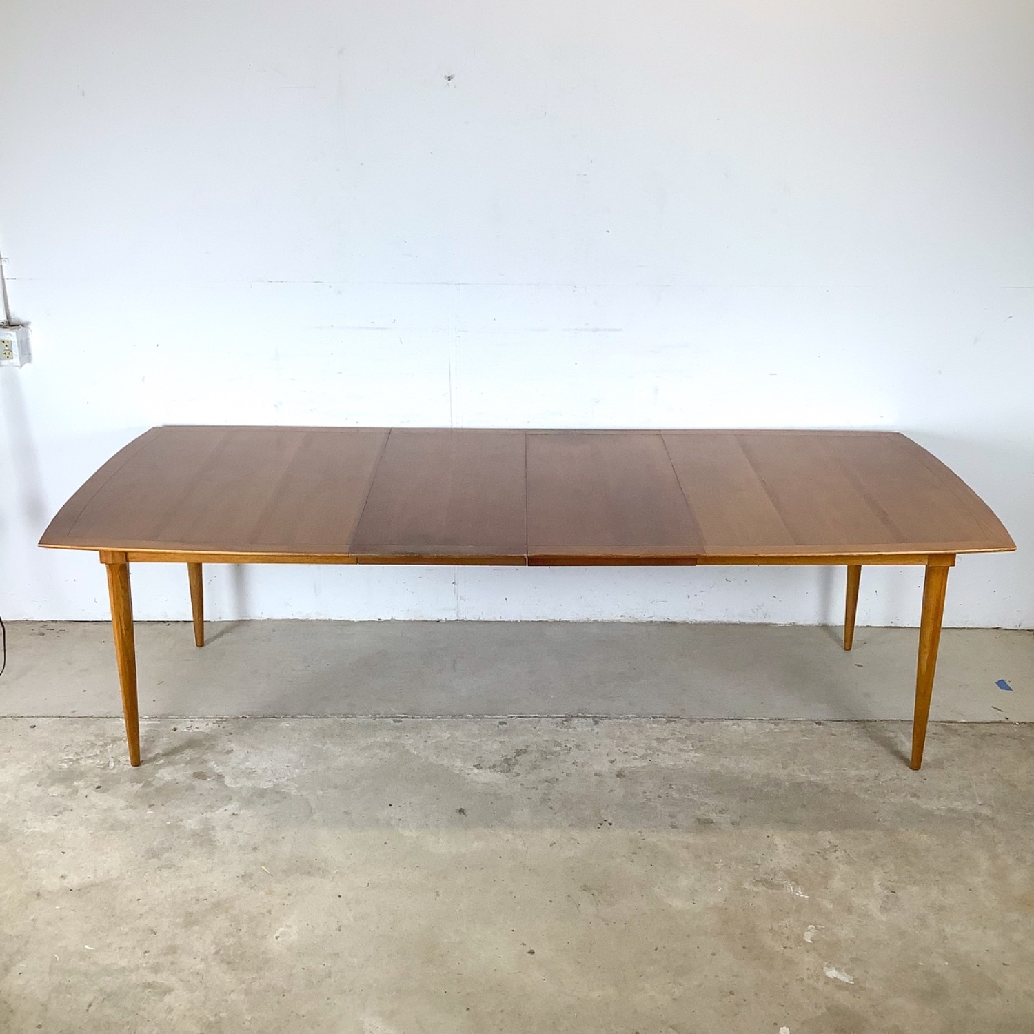  Vintage Tomlinson Sophisticate Dining Table - image-3