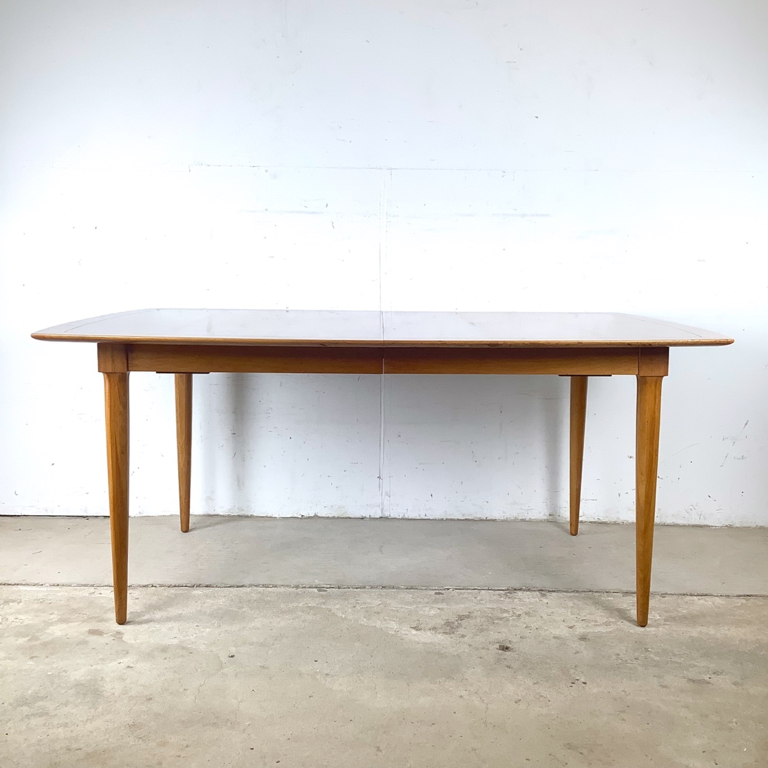 Vintage Tomlinson Sophisticate Dining Table - image-27