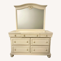 Stanley Princess Dresser