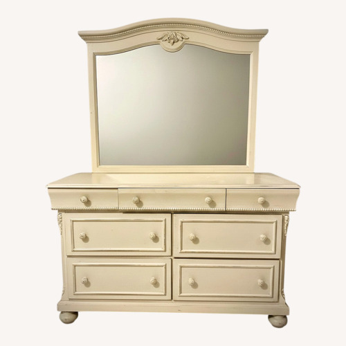 Used Stanley Princess Dresser for sale on AptDeco