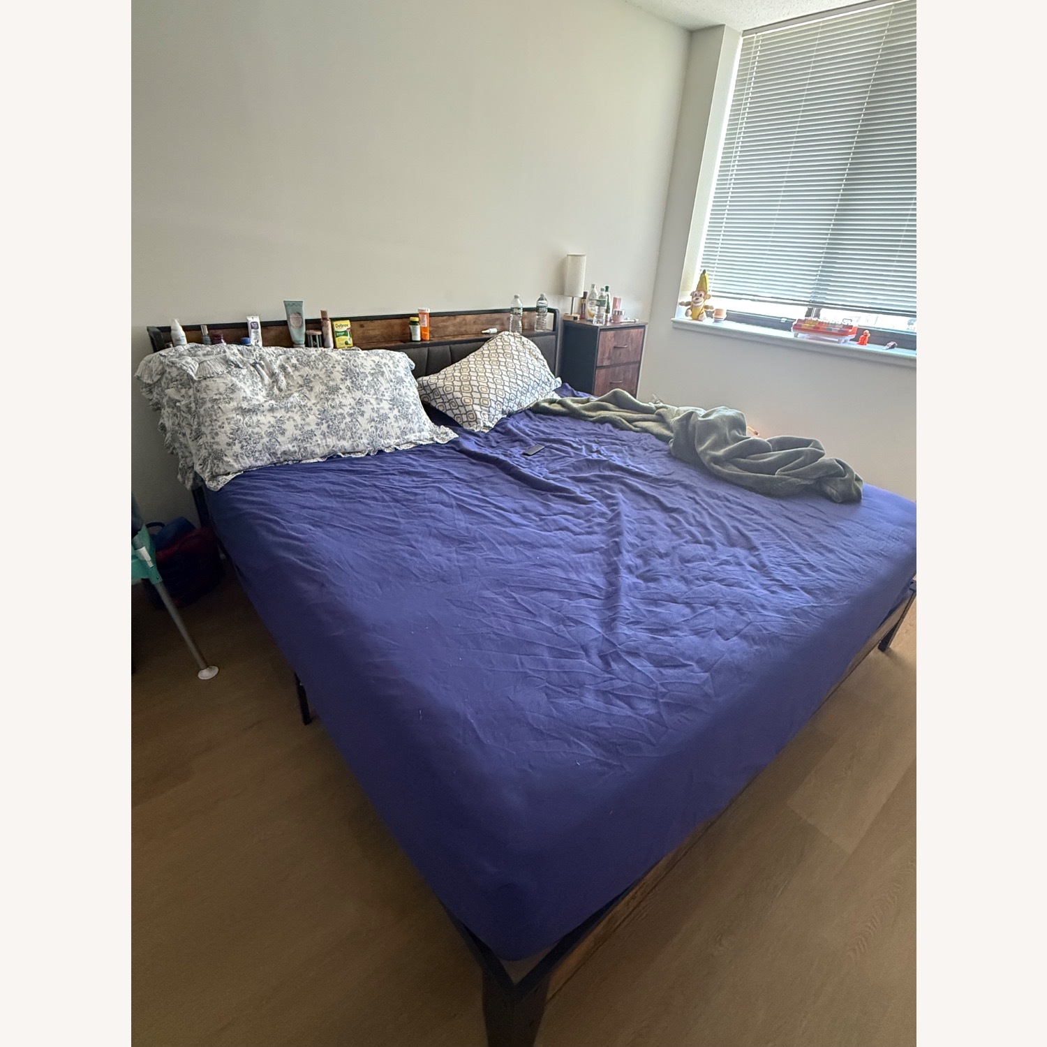 Full Bed - image-1