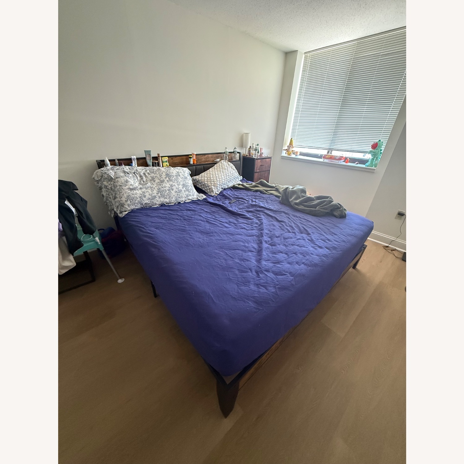 Full Bed - image-3