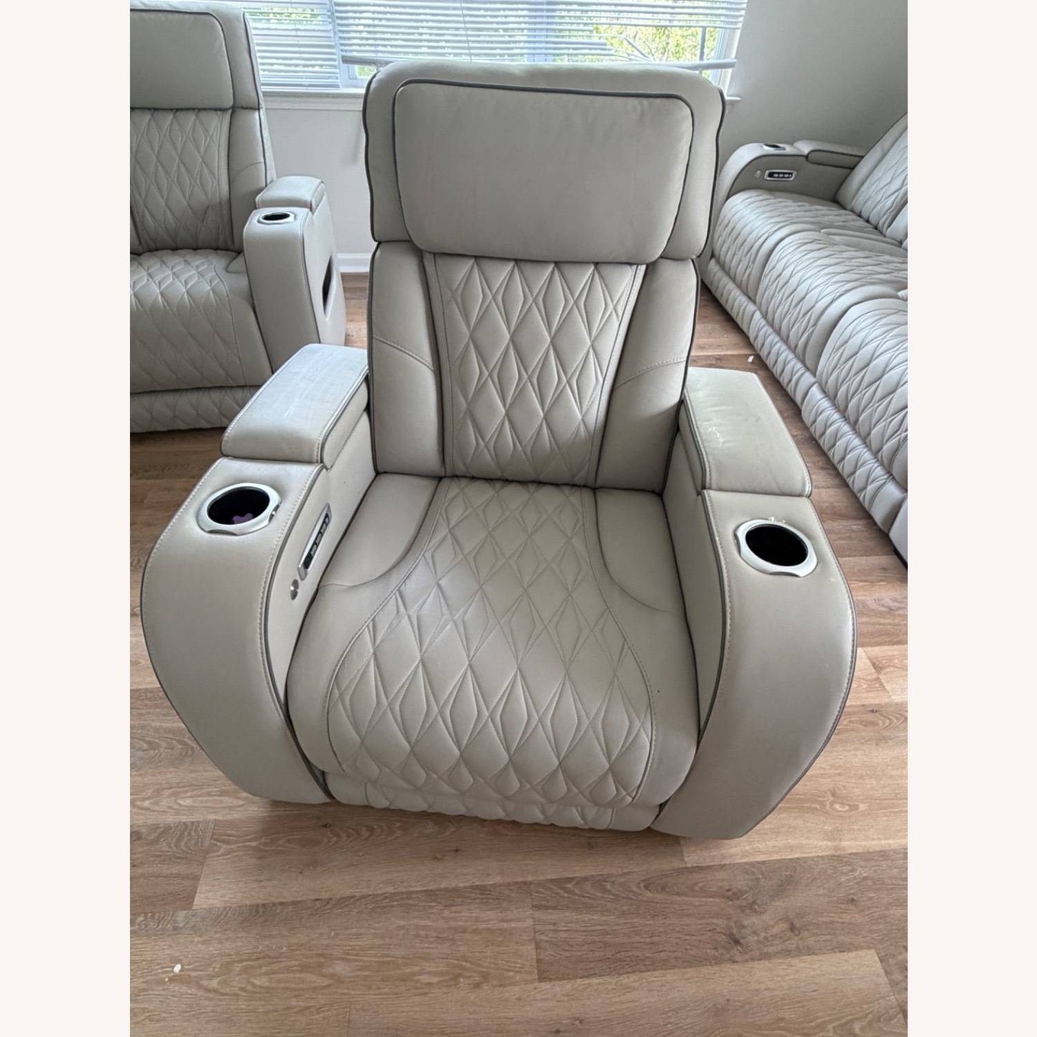 Ashley Furniture Boyington Power Recliner - image-1