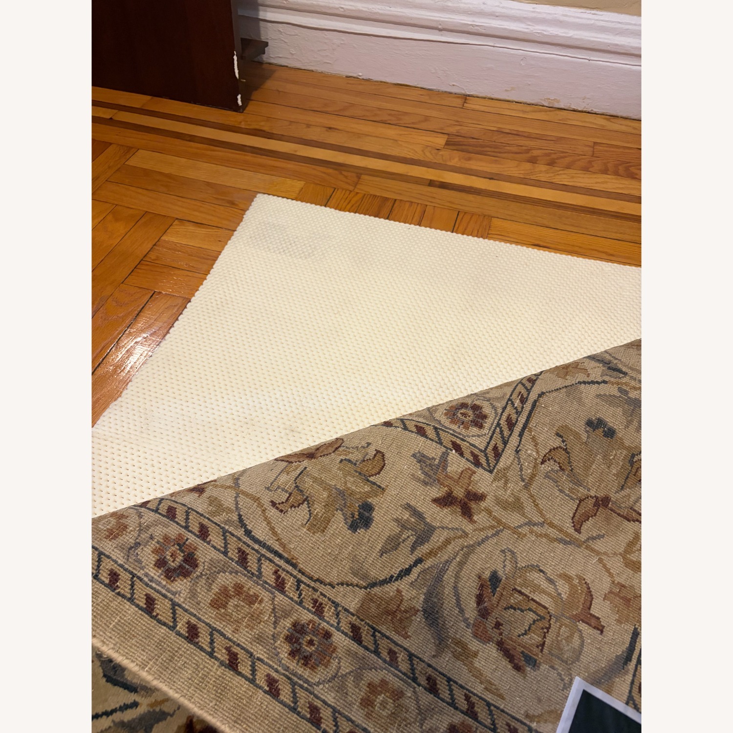 Ethan Allen Romantic Taj area carpet w/ padding - image-6
