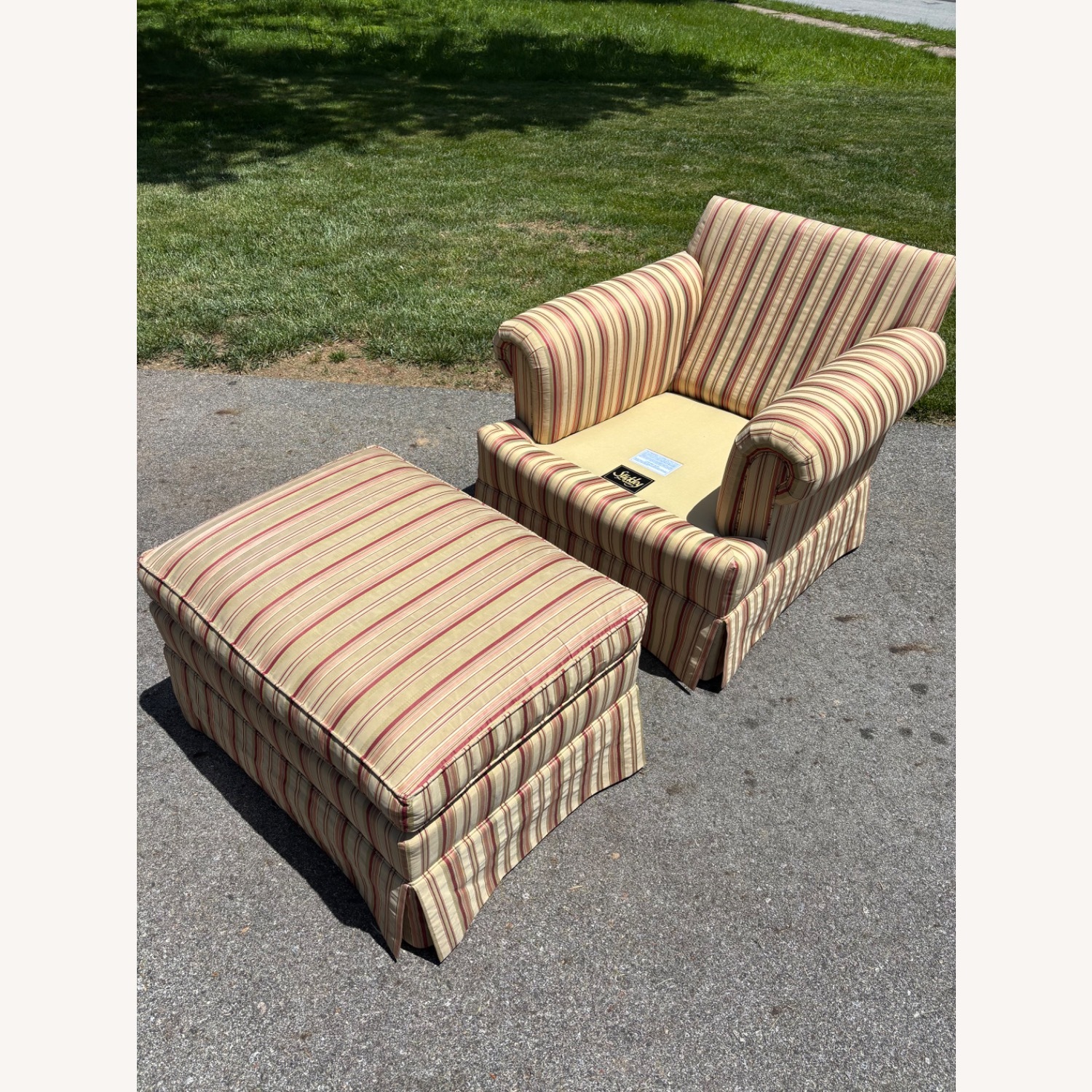 Stickley Brothers Furniture Armchair - image-4