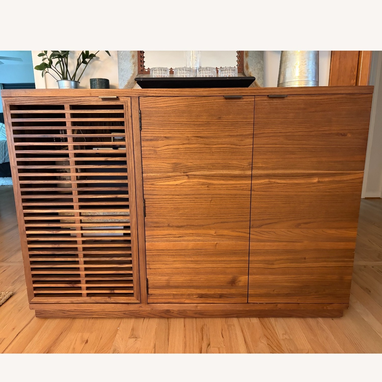 Crate & Barrel Marin Large Bar - image-1