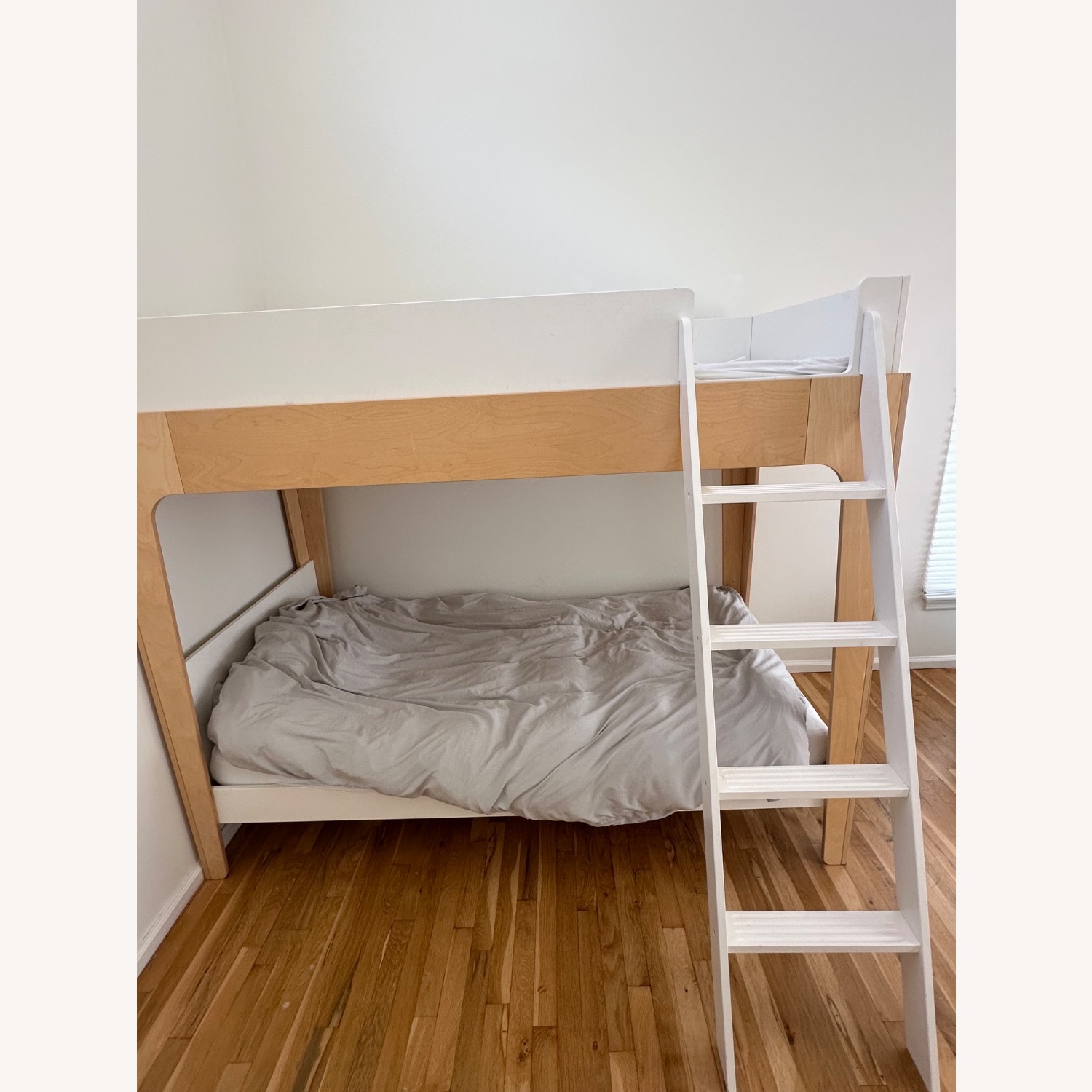 Oeuf Perch Bunk Bed White Wood Bunk Bed - image-3