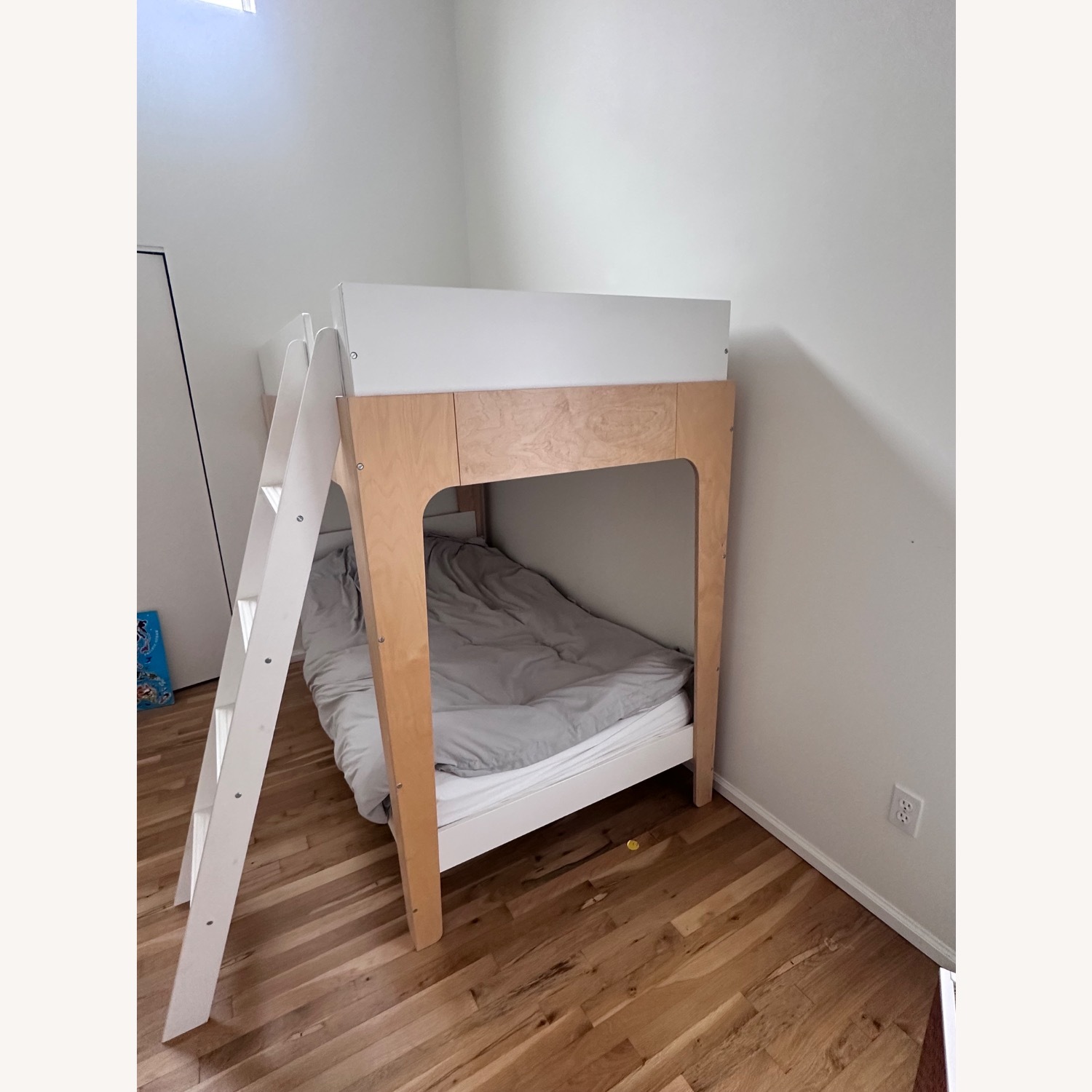 Oeuf Perch Bunk Bed White Wood Bunk Bed - image-2