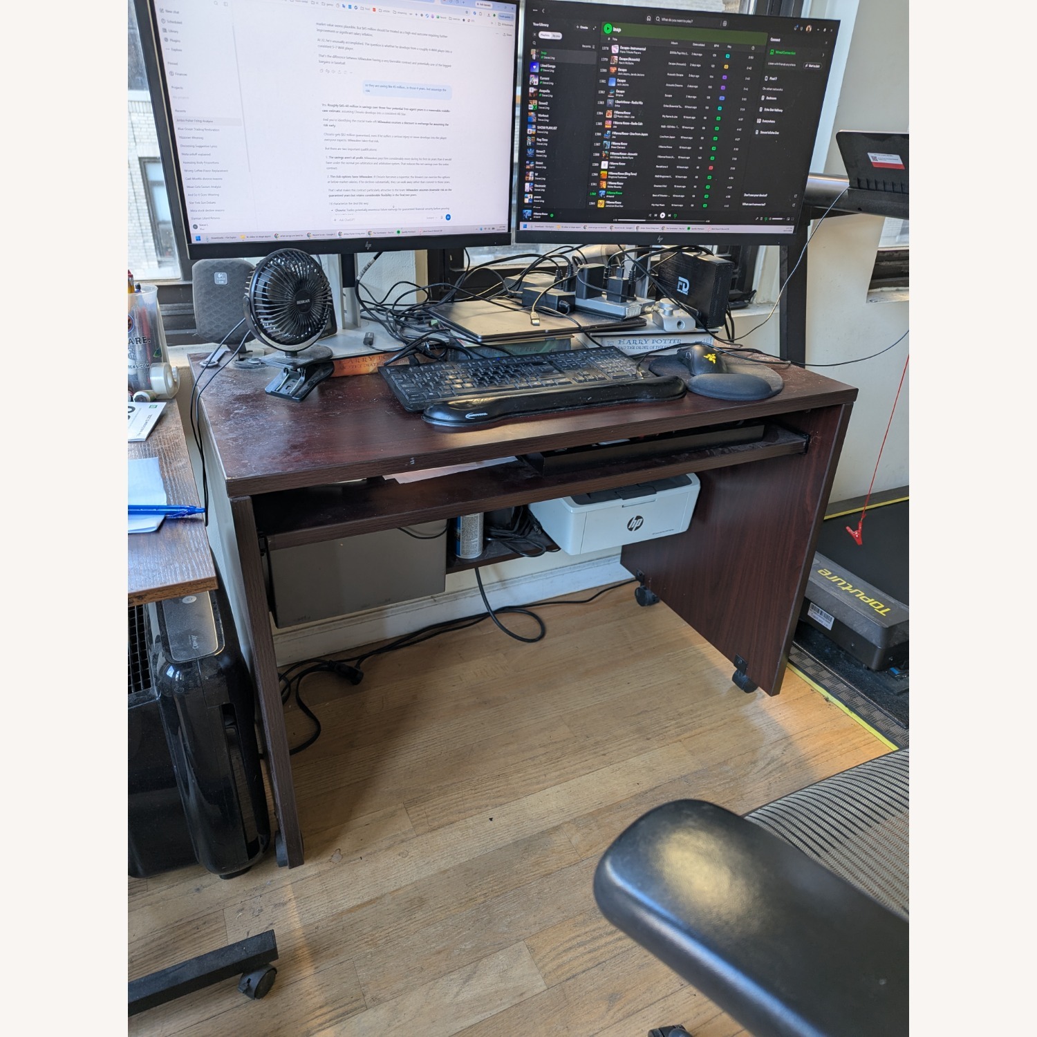 Lorell Essentials Computer Desk With Wheels - image-7