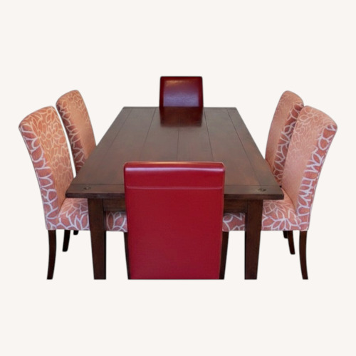 Used Antique Natural Dining Sets for sale on AptDeco