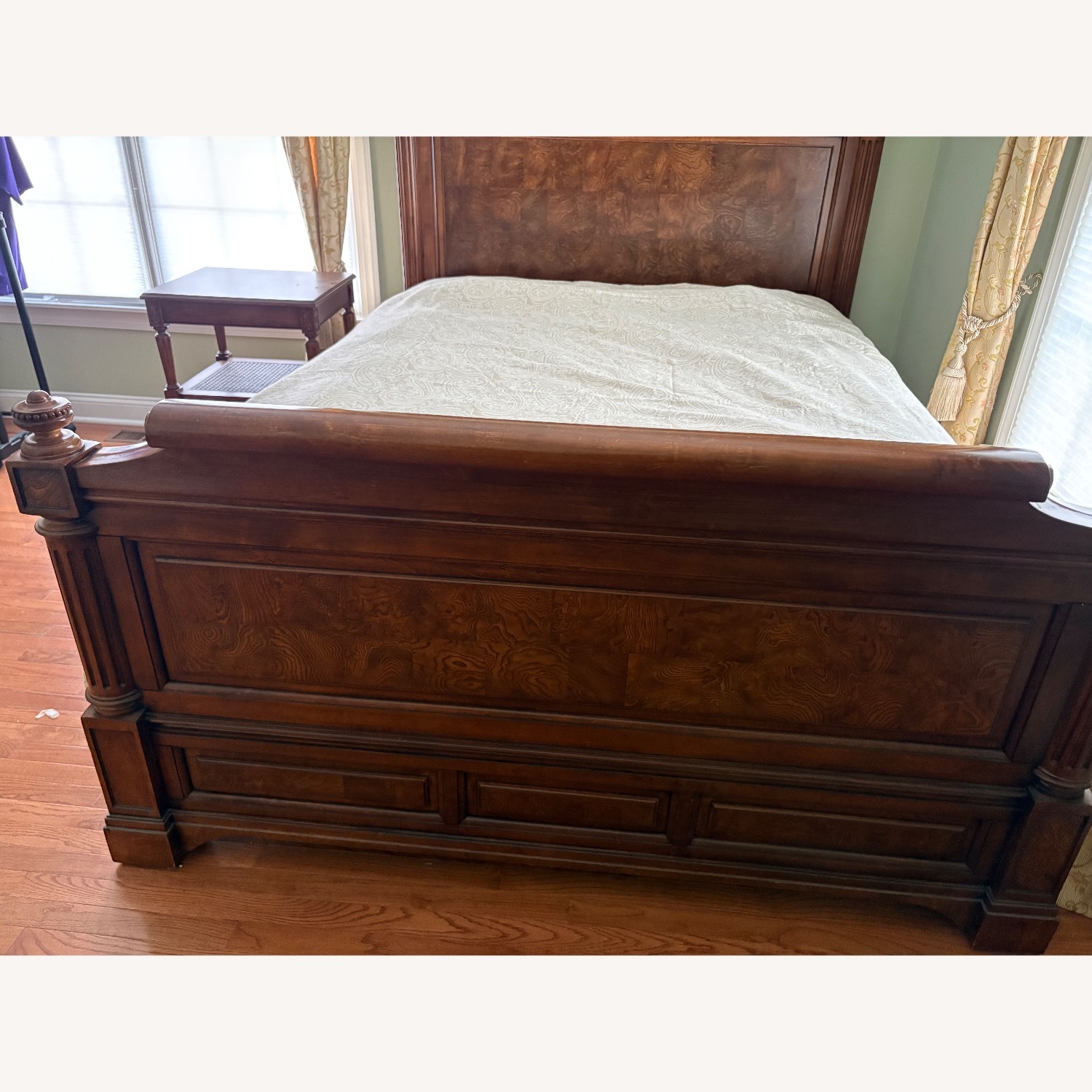 Ethan Allen Queen Bed Frame - image-3