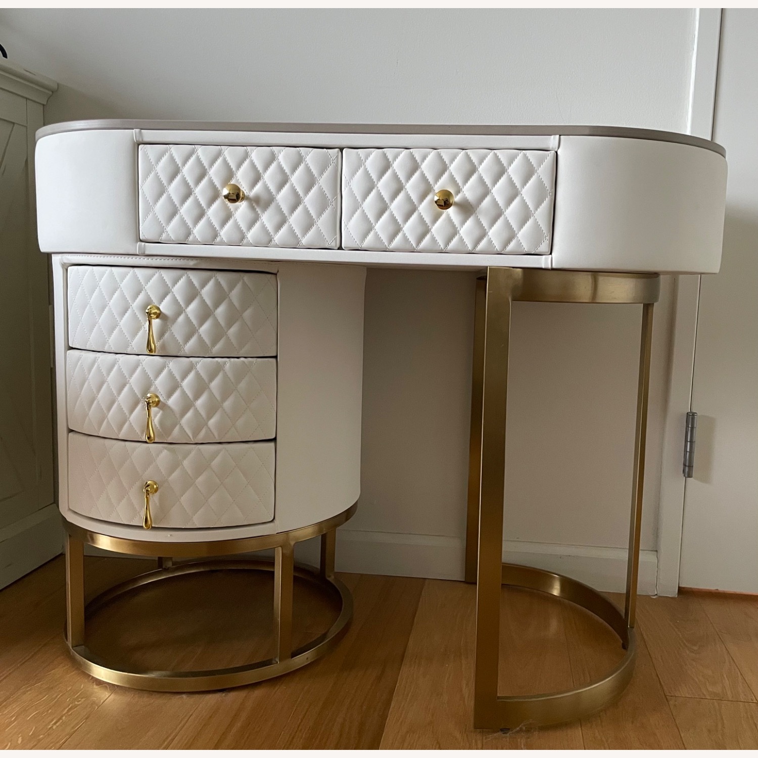 Wayfair Everly Quinn Vanity White Gold - image-5