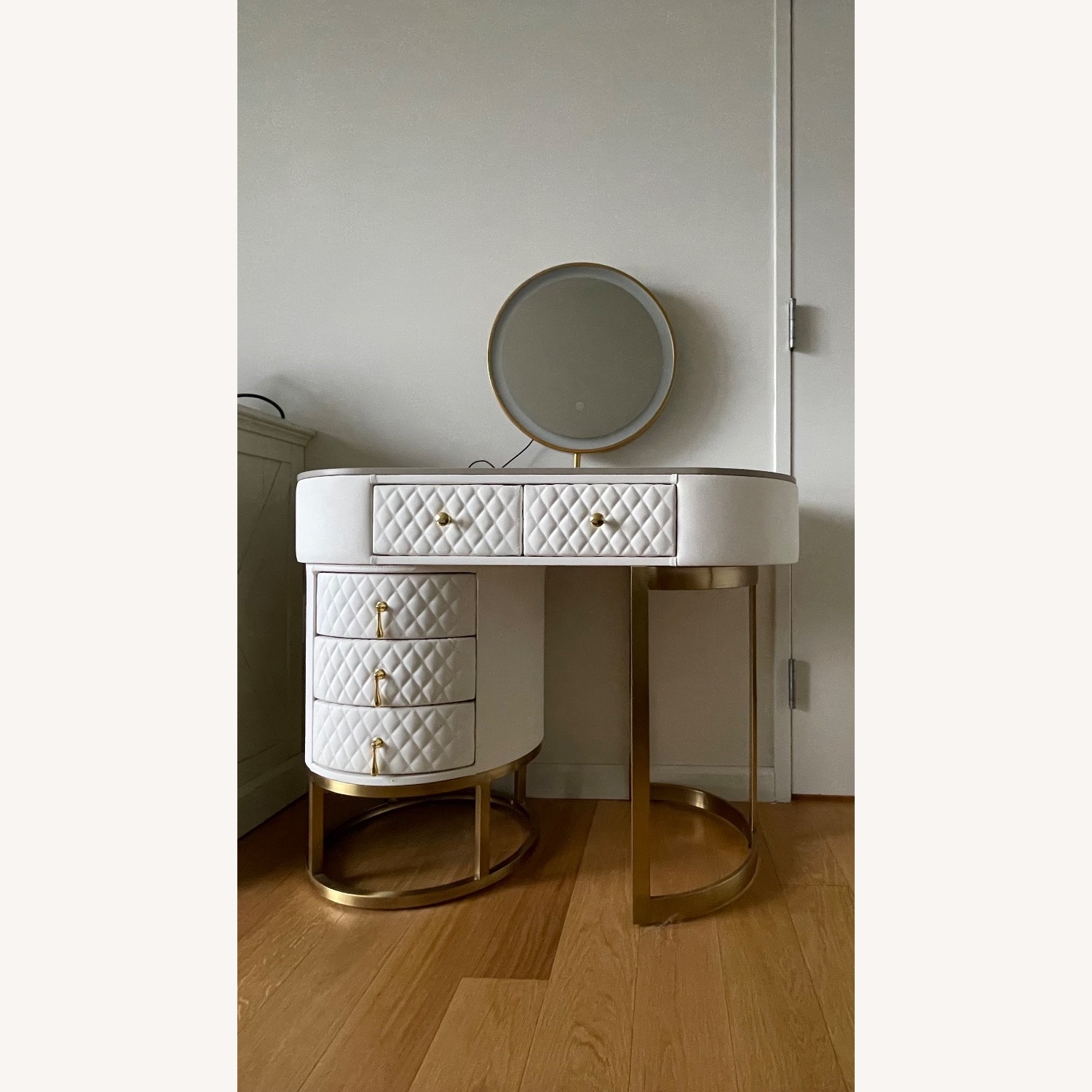 Wayfair Everly Quinn Vanity White Gold - image-4