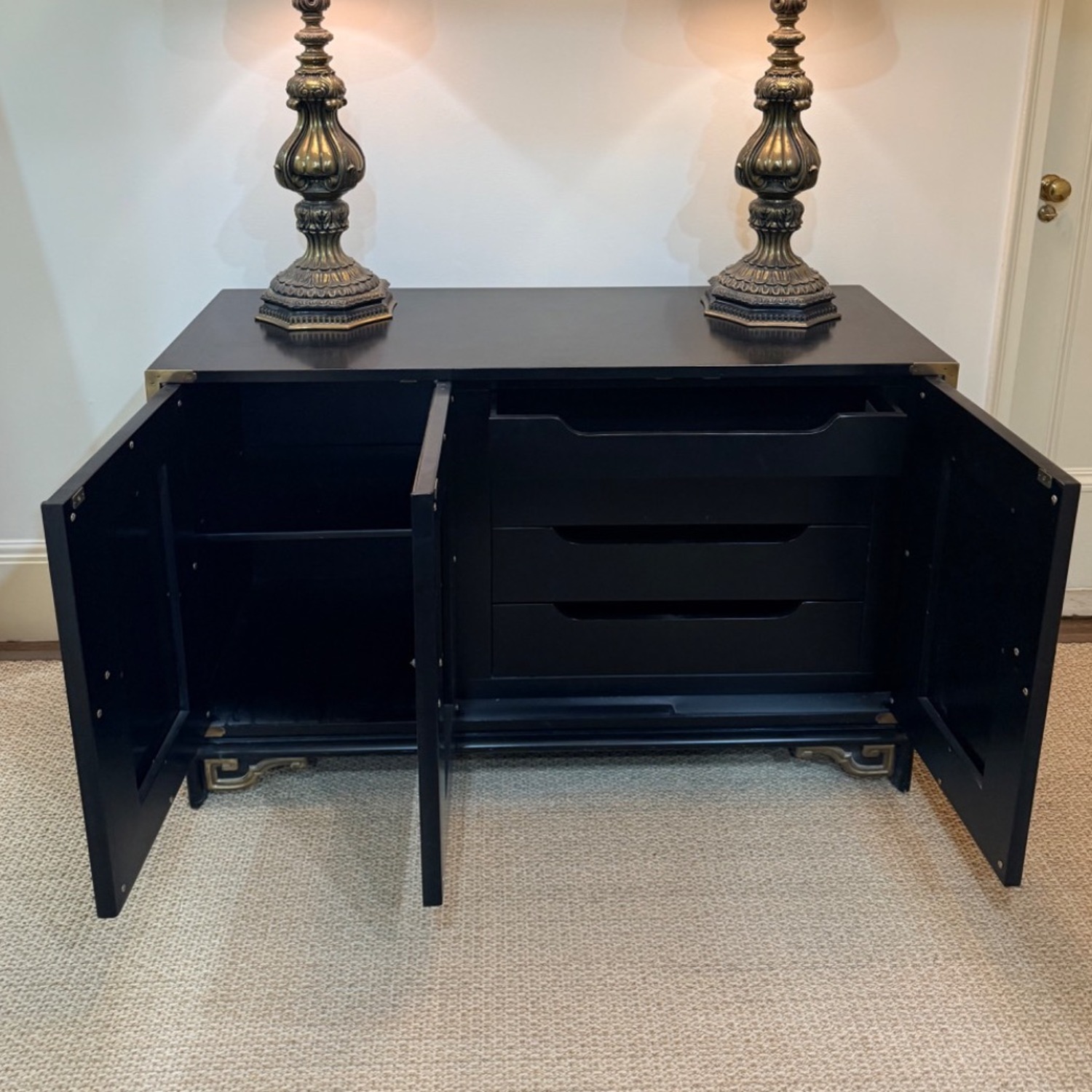 Mastercraft Handcrafted Chinoiserie Chest - image-7