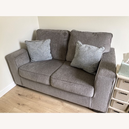 Used Star Furniture Gabby Loveseat for sale on AptDeco
