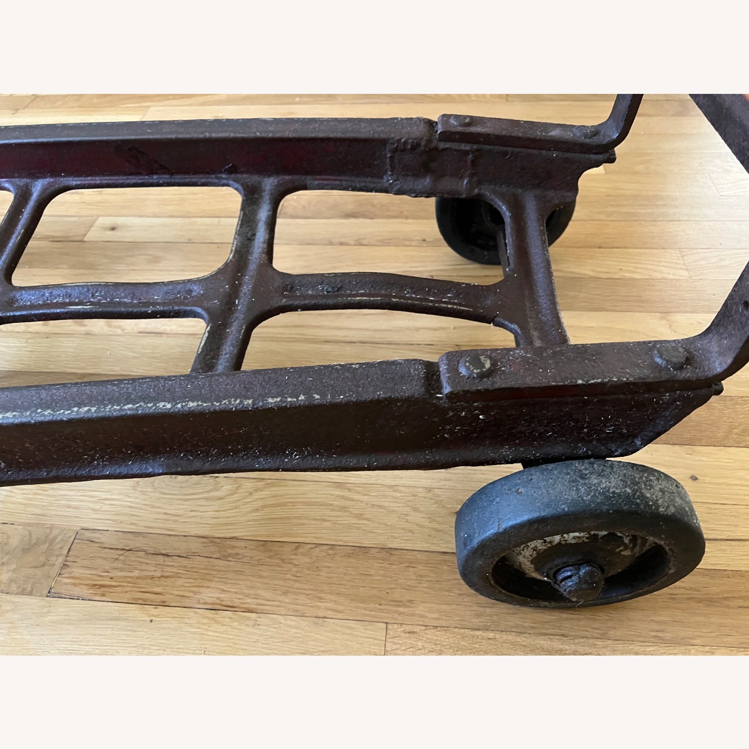 Vintage/Antique Metal Coffee Table - image-18