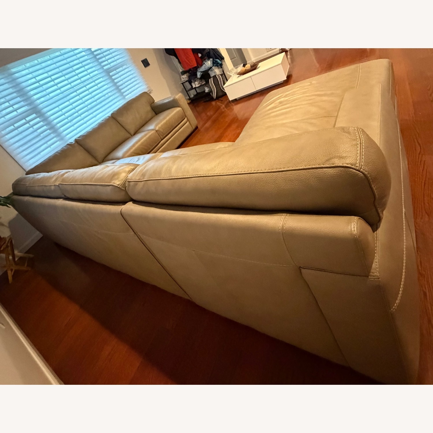 Light Brown 3+ Piece Sectional - image-4