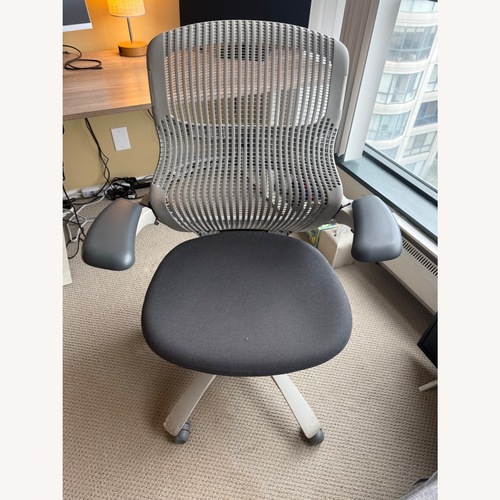 Used Knoll Generation Light Gray Office Chair for sale on AptDeco