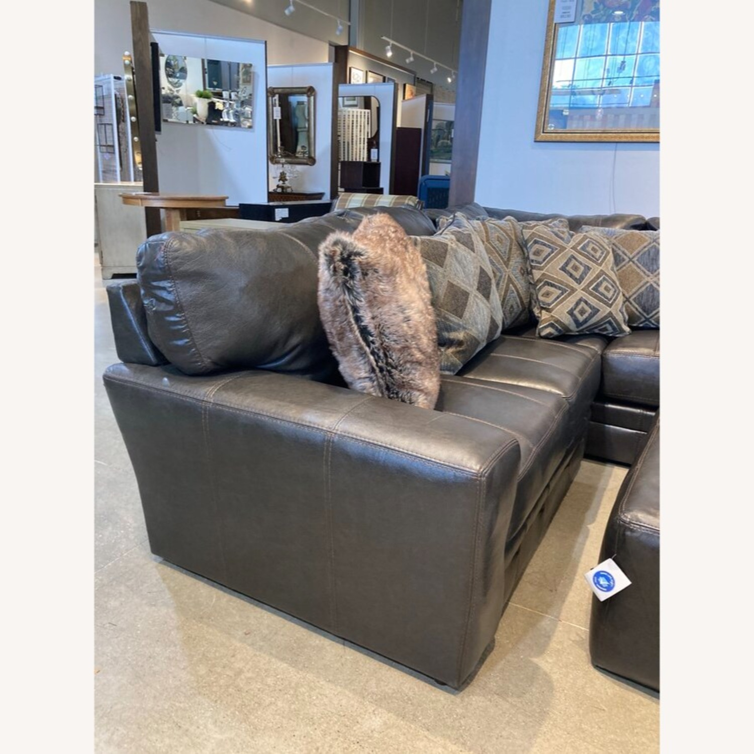 Italian Leather 2-Piece w Ottoman Sectional - image-3