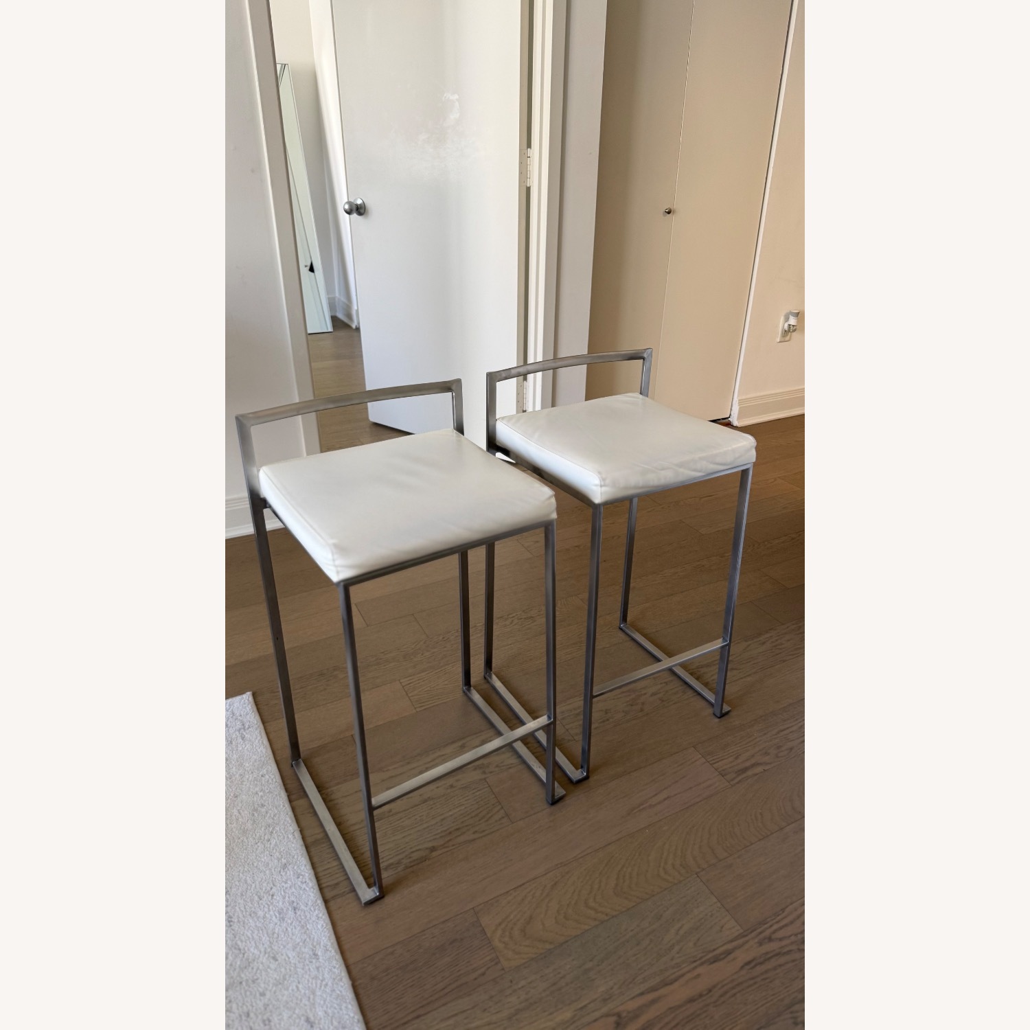 Bed Bath & Beyond White Leather Dining Chairs - image-5