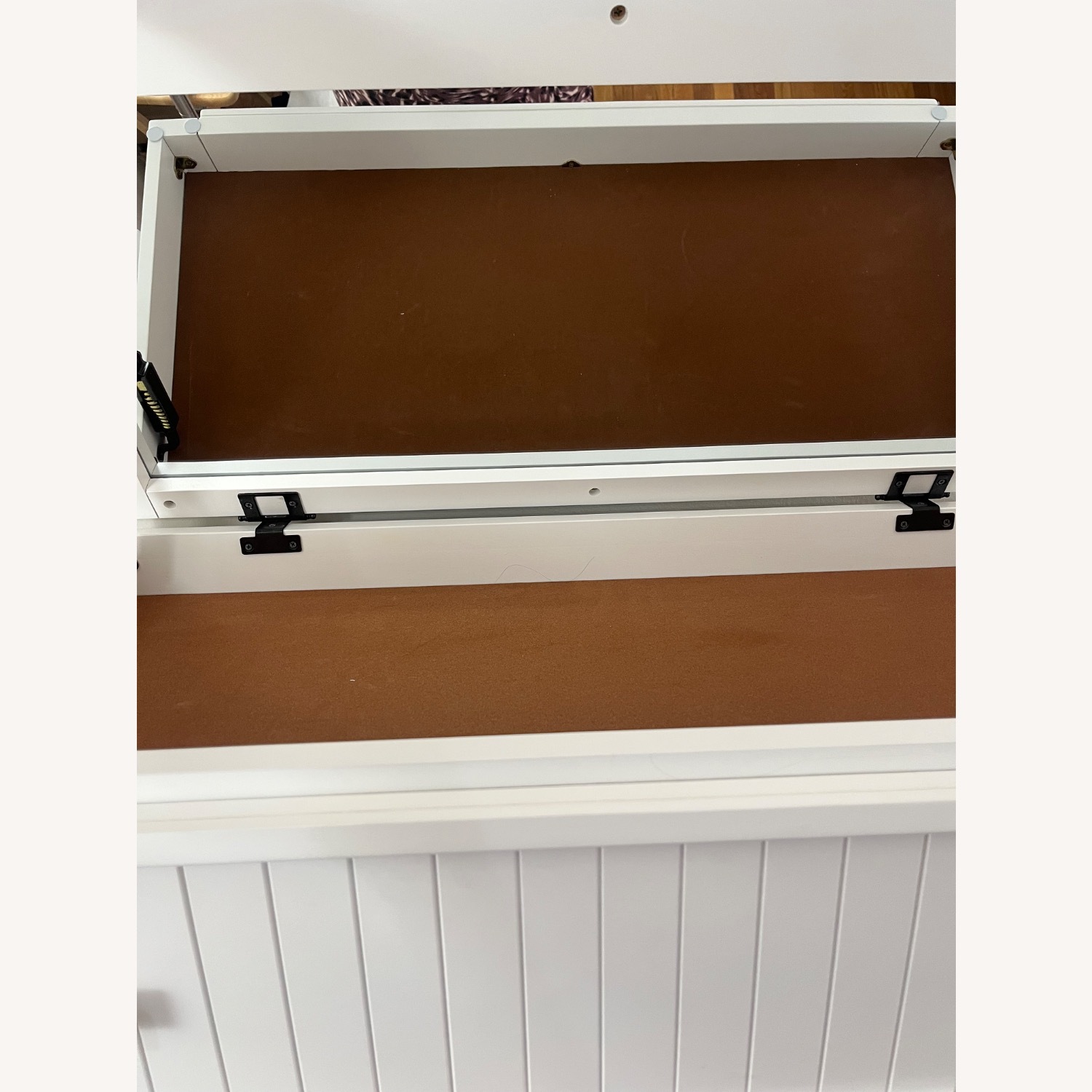 Bob's Discount Furniture Spencer White 5 Drawer Lift-Top Chest - image-3