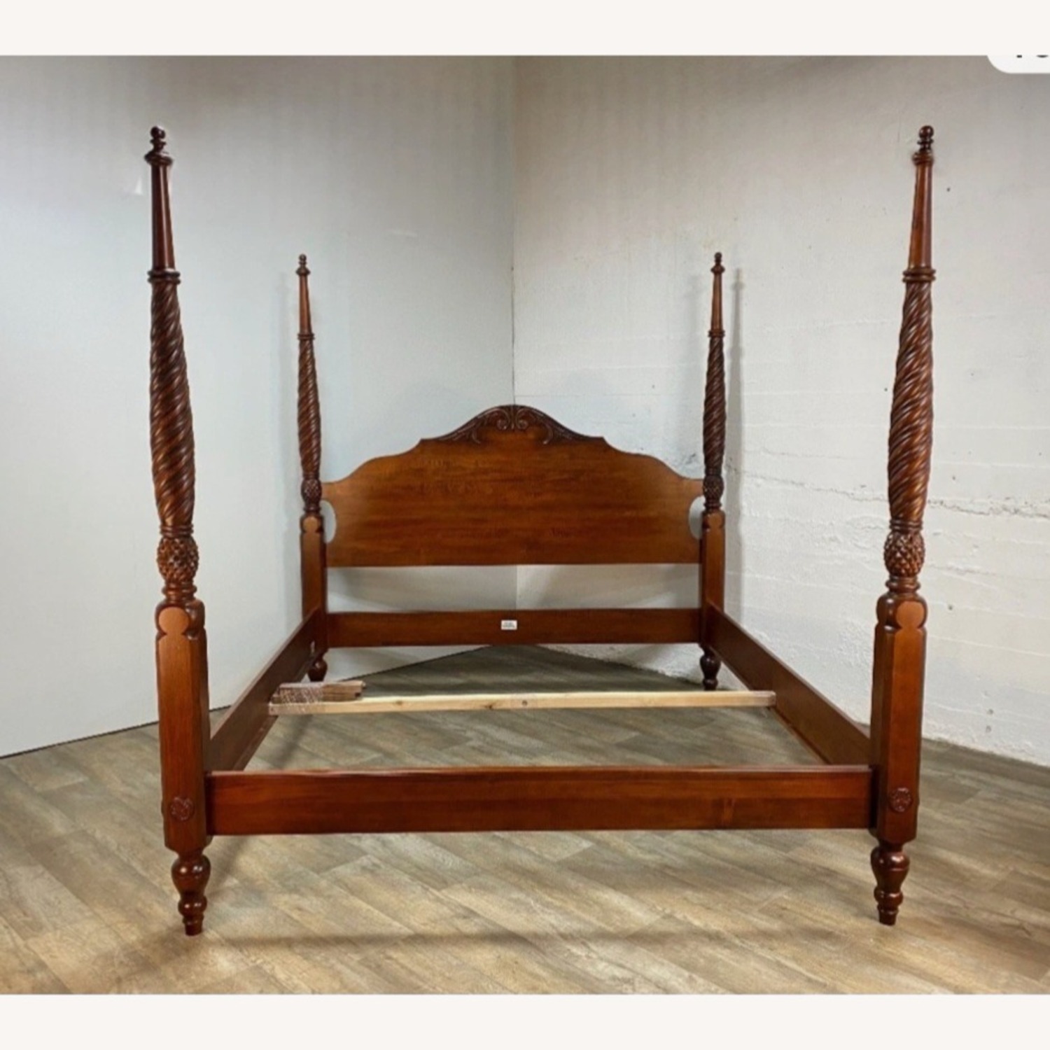 Ethan Allen British Classics Poster Bed - image-2