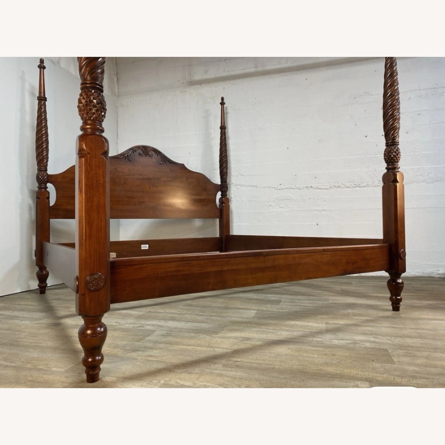 Ethan Allen British Classics Poster Bed - image-3
