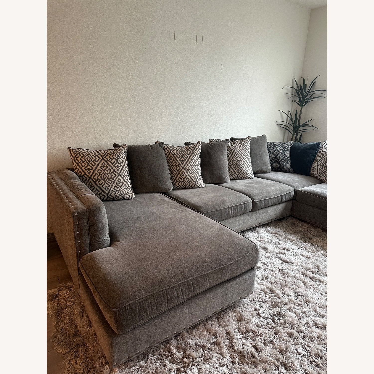 Afw Light Gray 3+ Piece Sectional - image-2