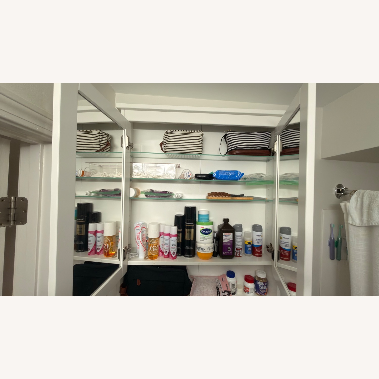 IKEA Hemnes White Wood Medicine Cabinet - image-3