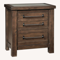 Ashley Furniture Starmore 2 Drawer Charging Nightstands