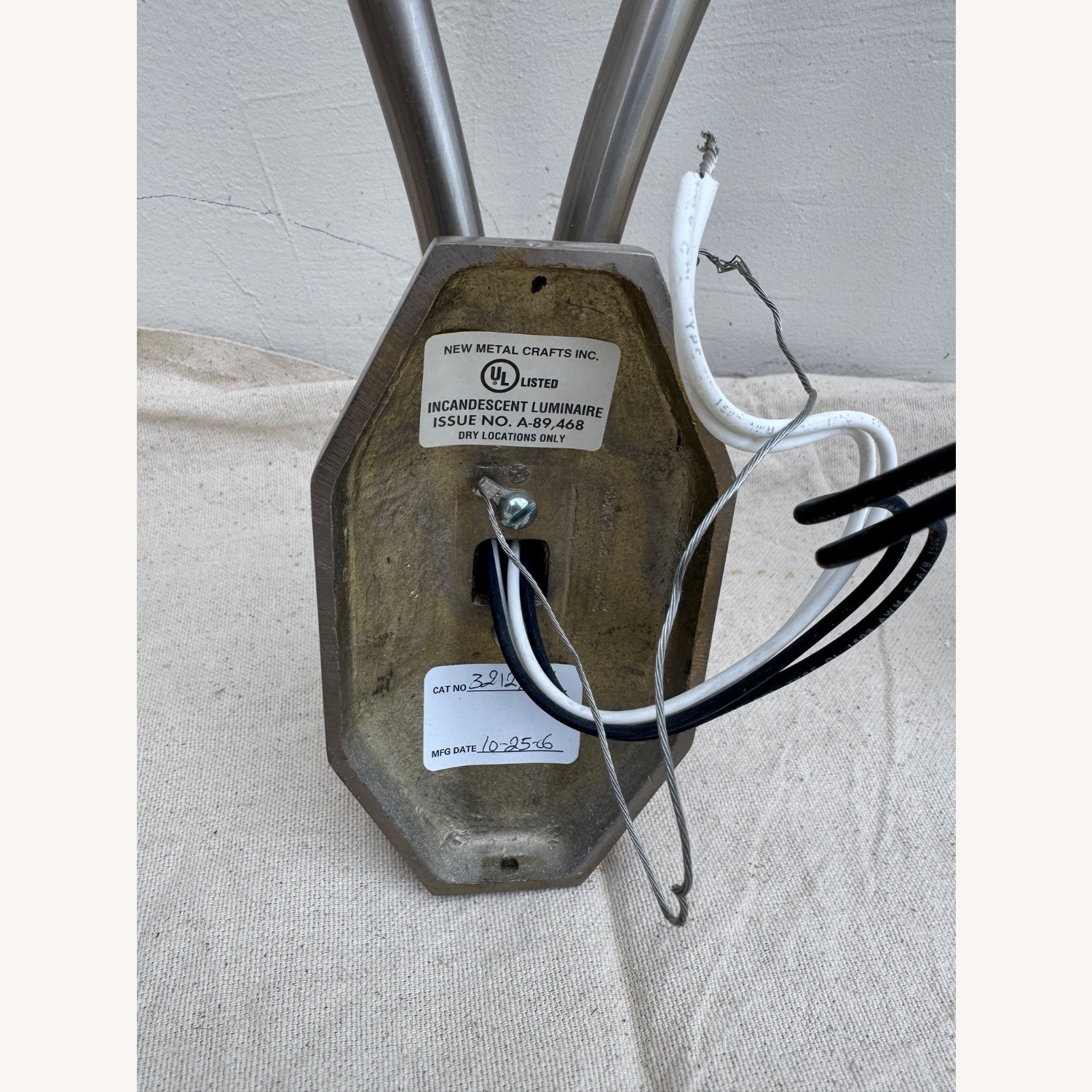 Light Gray Metal Wall Lamp - image-2