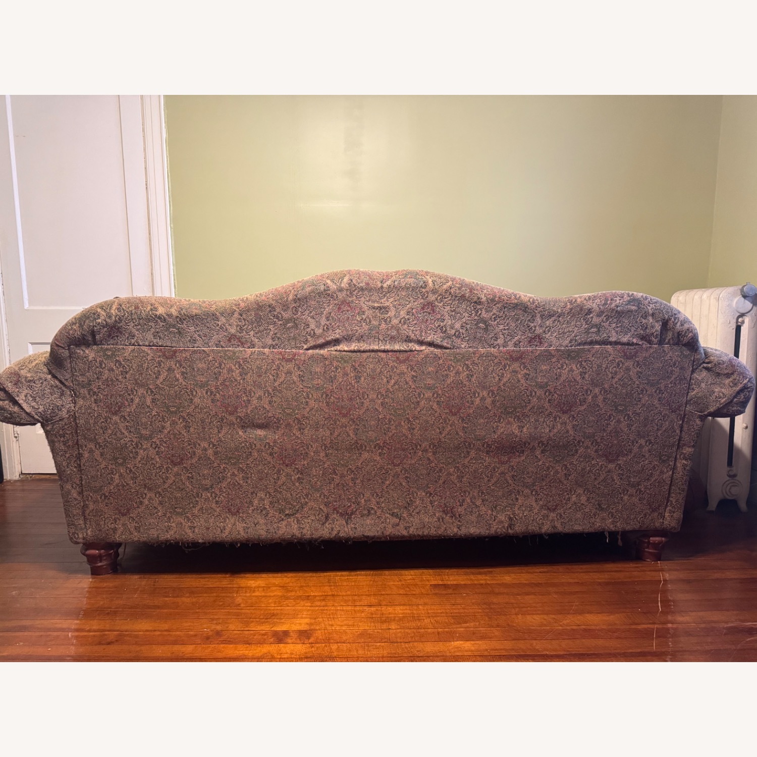Richly Decorative Woven Jacquard Sofa - image-2