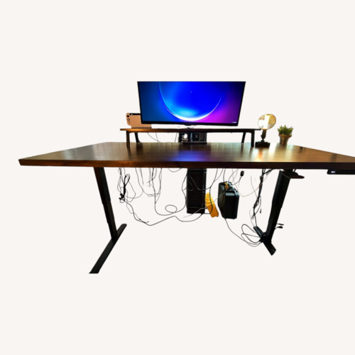 Used Uplift Electric Standing Desk with Custom Top for sale on AptDeco