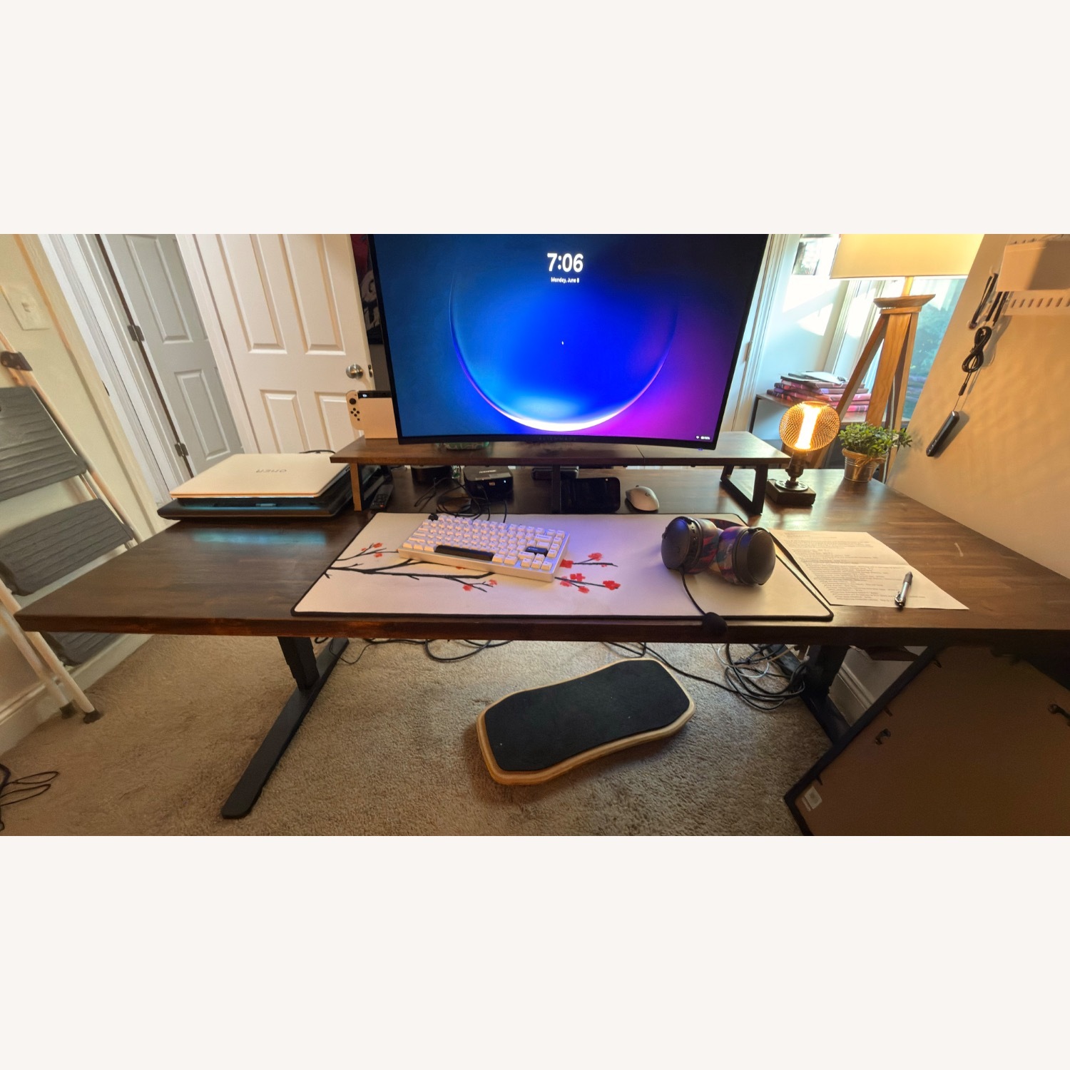 Uplift Electric Standing Desk with Custom Top - image-2