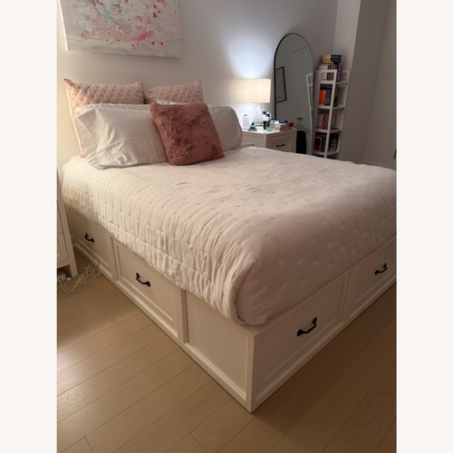 Used Stratton Storage Platform Bed with Drawers for sale on AptDeco