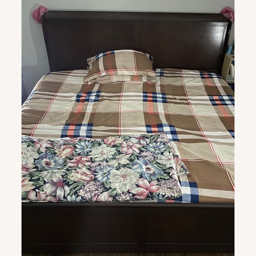 Used King Size Bed Frame for sale on AptDeco