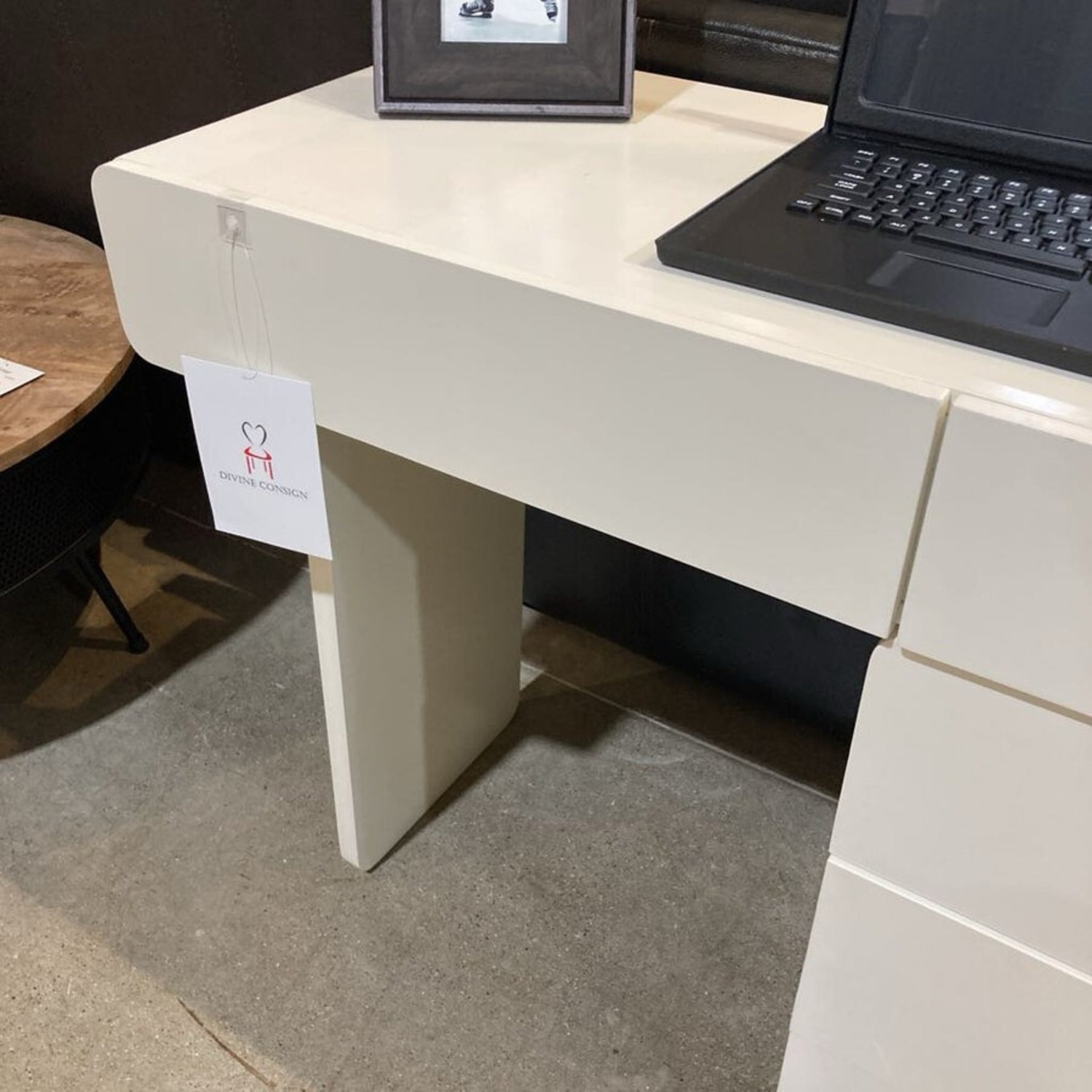 Modern Cliff Desk White - image-5