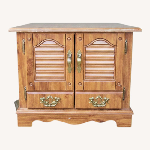 Used Vintage/Antique Finds Light Brown Wood Side Table for sale on AptDeco