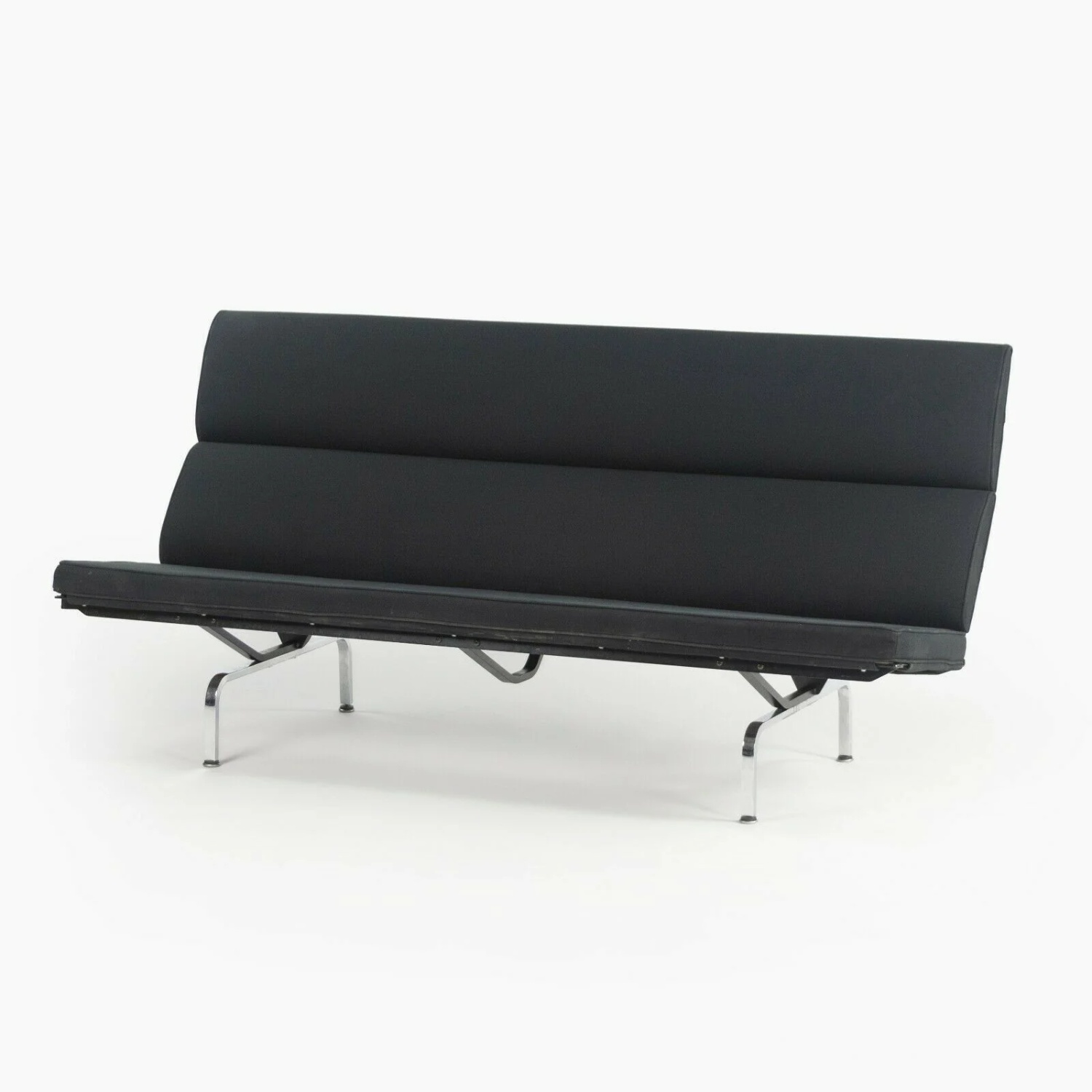 Eggplant Eames Sofa Compact - image-4