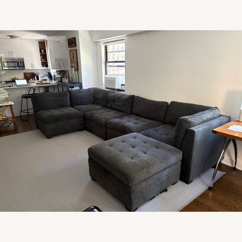 Used Thomasville Furniture Industries 6 Piece Sectional for sale on AptDeco