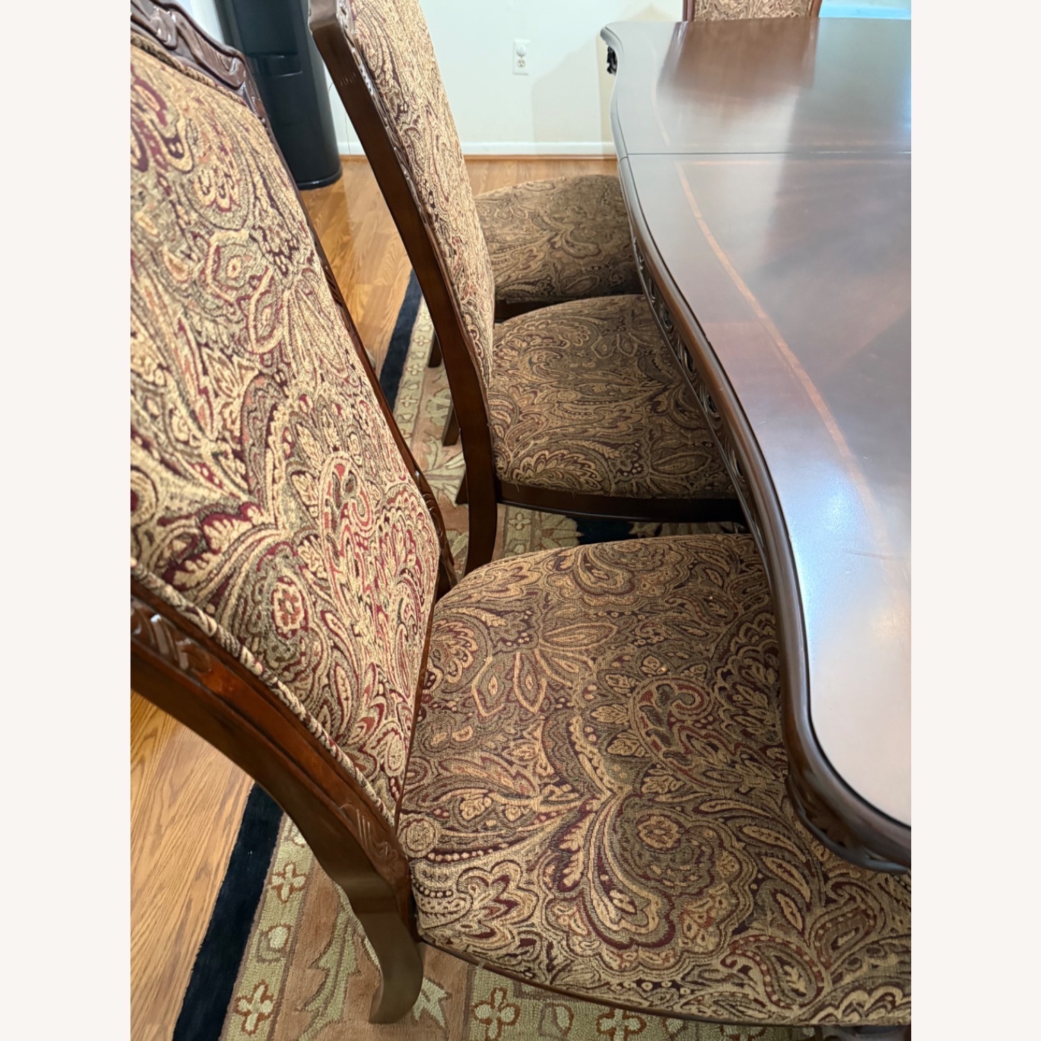 Traditional Style Dining Table Set with 8 Chairs - image-5