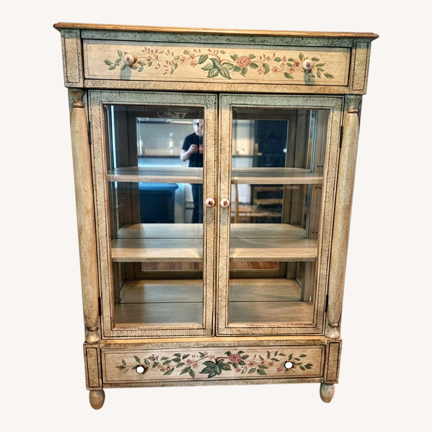 Sideboard Hutch - image-0