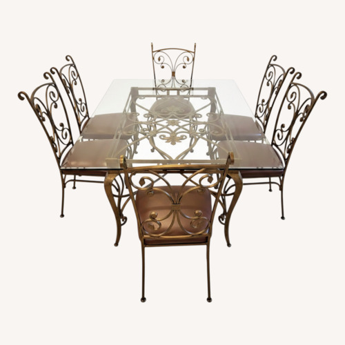 Used Contemporary Dining Set for sale on AptDeco