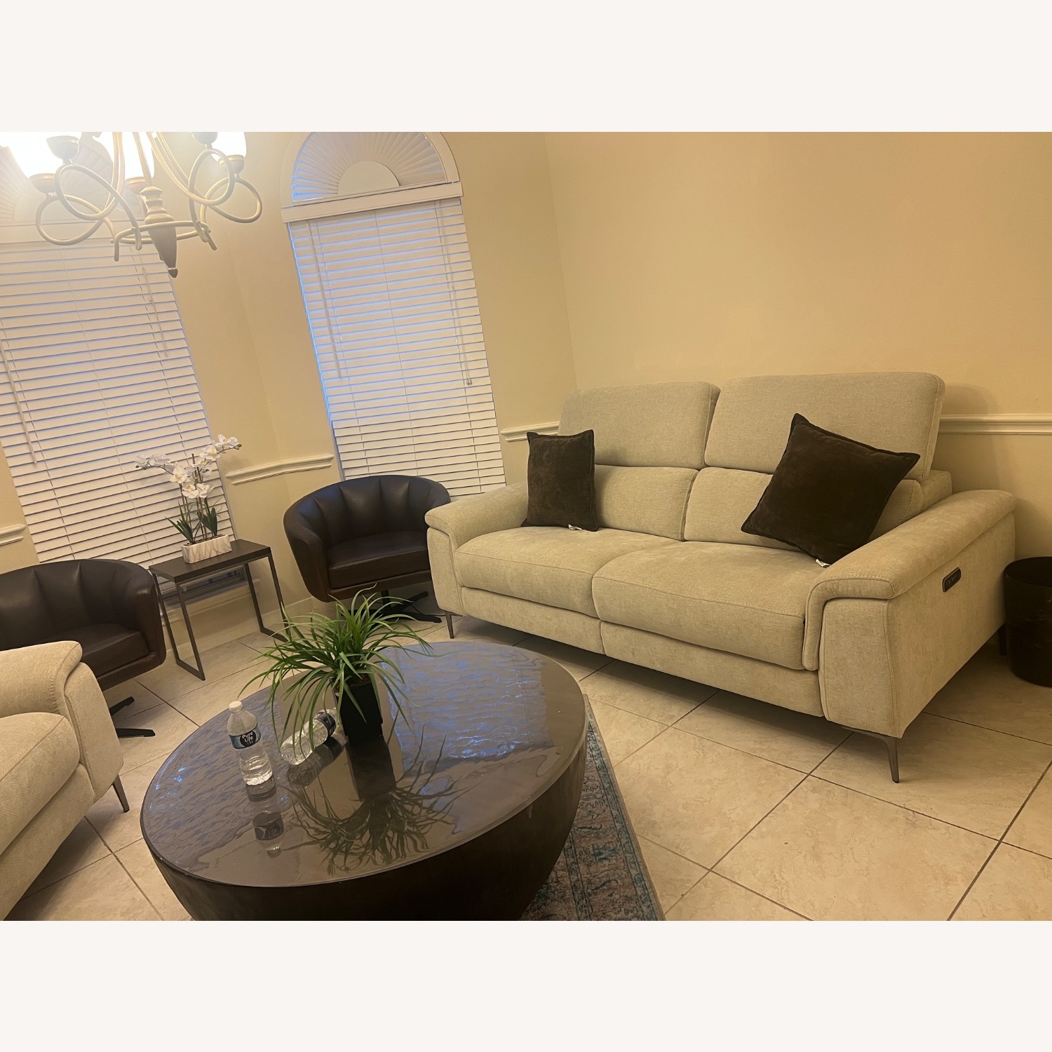 Rooms To Go Light Gray Fabric 3+ Seater Sofa - image-3