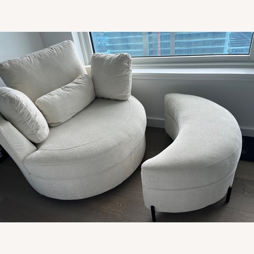 Used Wayfair Fabric Kavonta Upholstered Swivel Barrel Chair with Ottoman for sale on AptDeco