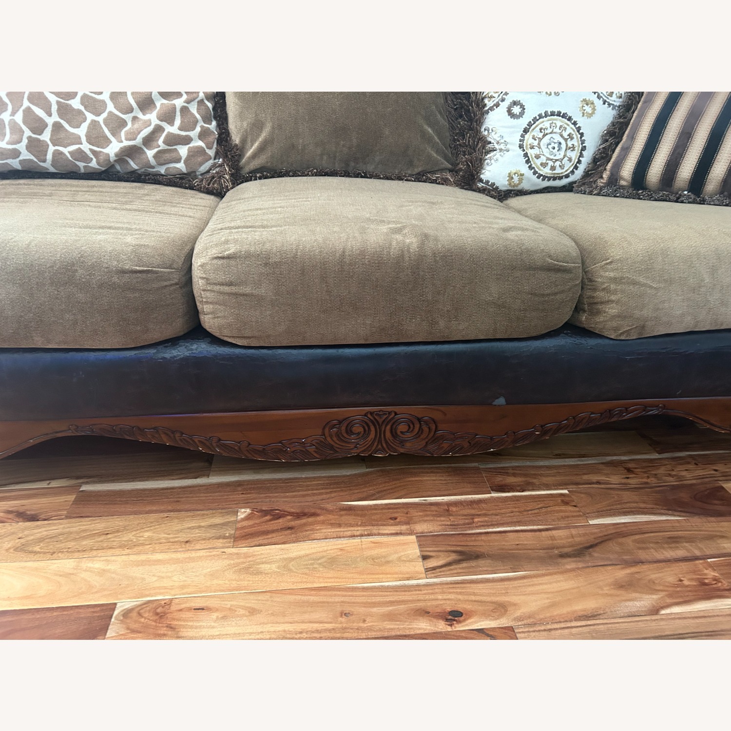 Huffman Koos Franchsca Sofa - image-5