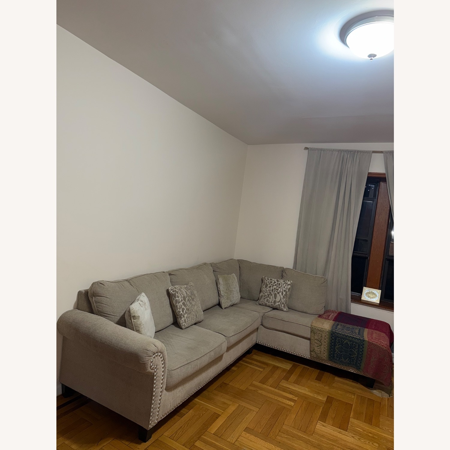 Couch - image-1