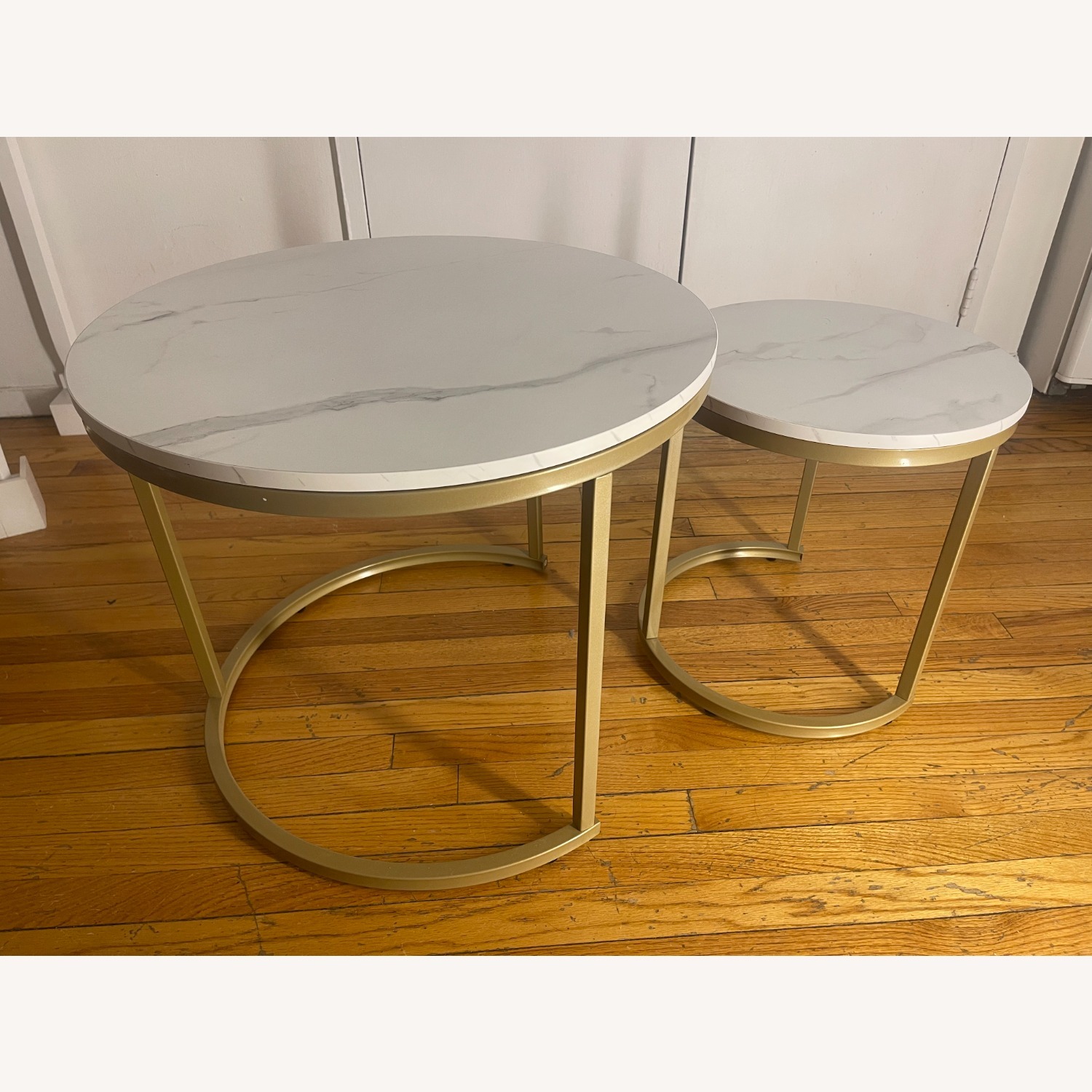 Amazon 2 Stackable White Wood Veneer Coffee Tables - image-1